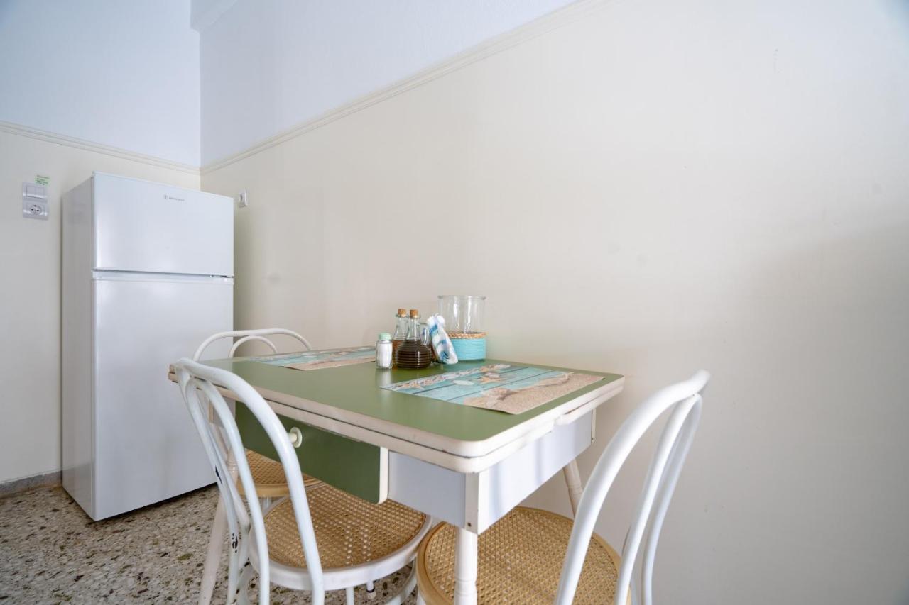 Family Apartment At Kalithea 2 Bedrooms 4 Pers Athén Kültér fotó