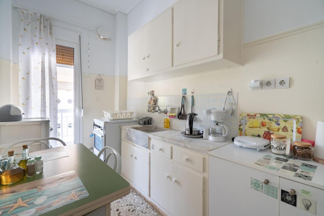 Family Apartment At Kalithea 2 Bedrooms 4 Pers Athén Kültér fotó